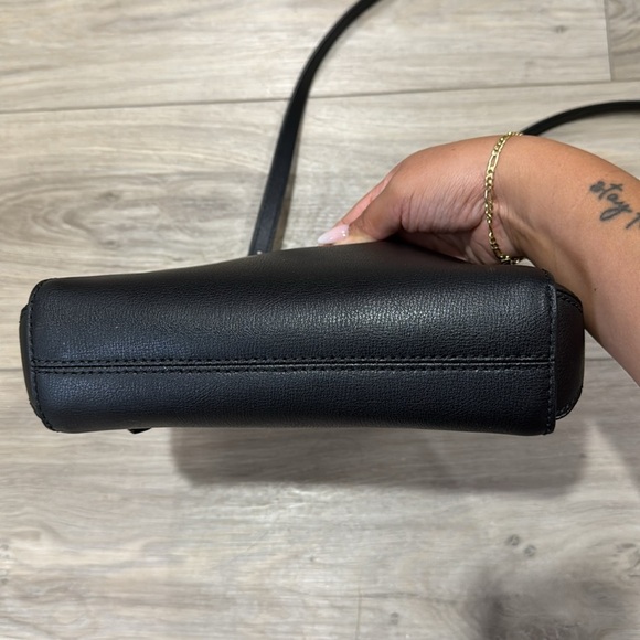 Marc Jacobs The Commuter Crossbody - Picture 13 of 14